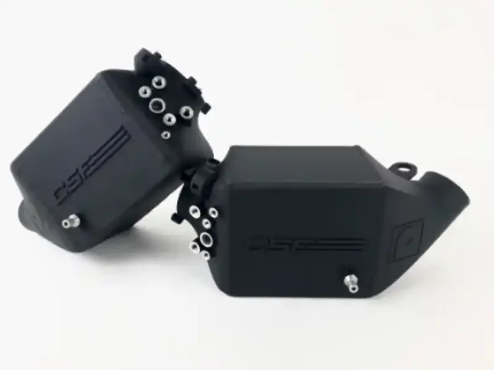 CSF 12-16 BMW M5 (F10) / 12-18 BMW M6 (F06/F12/F13) Twin Charge-Air-Cooler Set – Crinkle Black