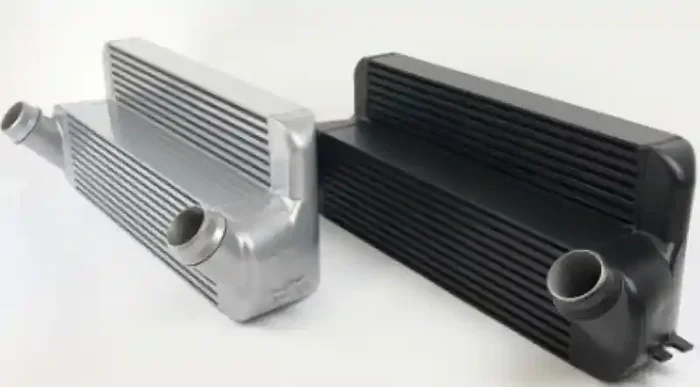 CSF 15-18 BMW M2 (F30/F32/F22/F87) N55 High Performance Stepped Core Bar/Plate Intercooler – Black