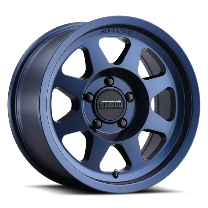 MR701 Bead Grip BAHIA BLUE 17X8.5 6X135 0mm