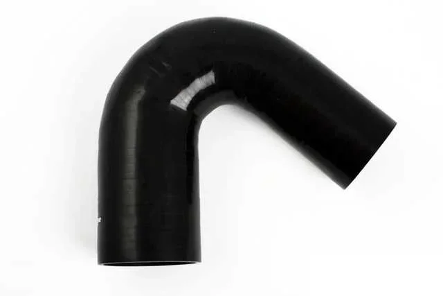 Silicone hose Black 135 Degree 1,5 – 2” (38-51mm)